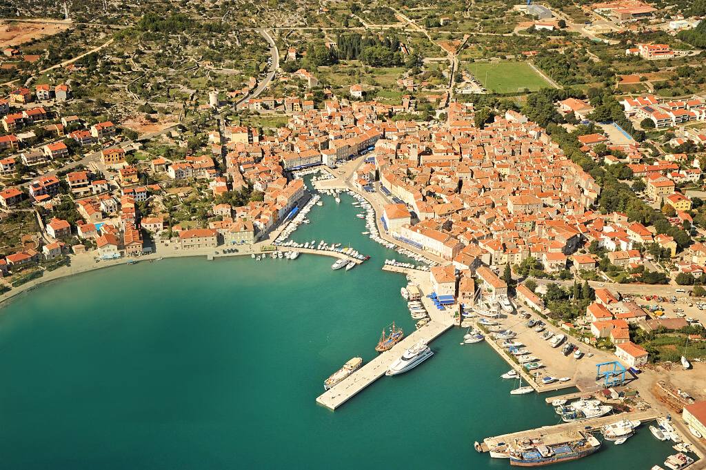 Město Cres a jeho zajímavosti